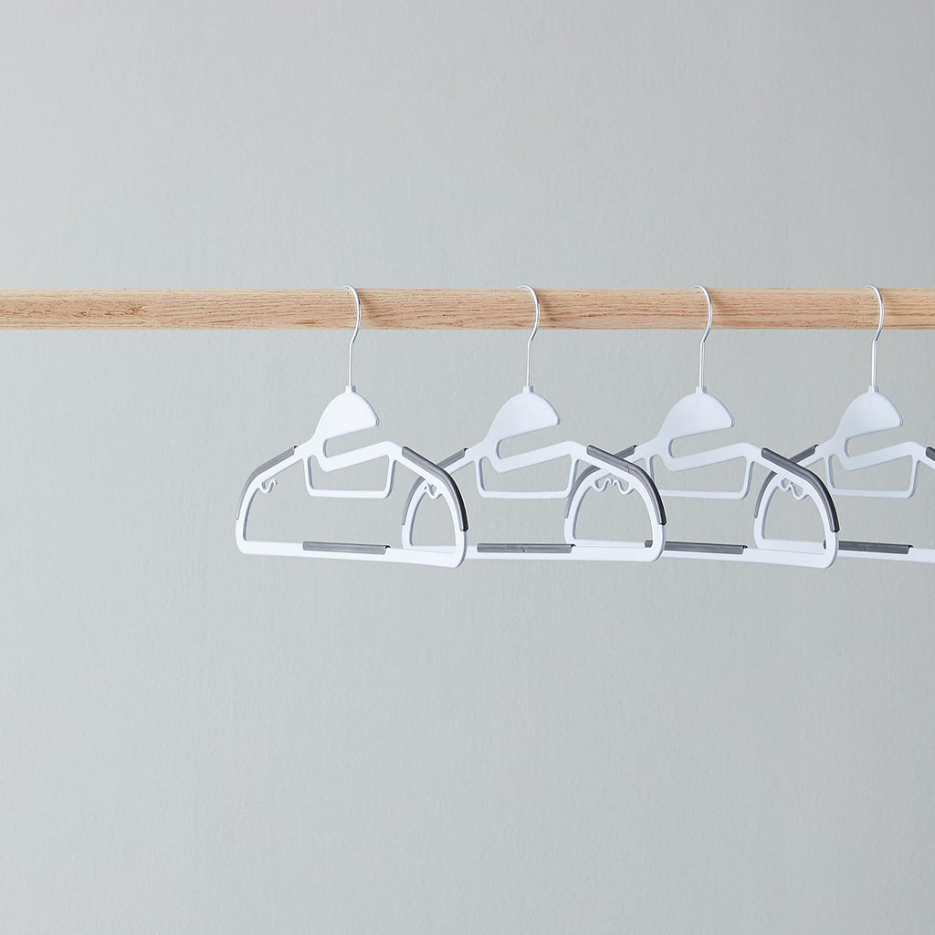 Space-saving plastic hangers with non-slip rubber coating and 360° swivel hooks.